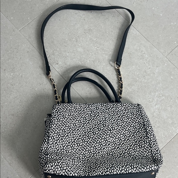 Betsey Johnson Black and White Polka Dot Bow Shoulder Bag - Picture 3 of 10